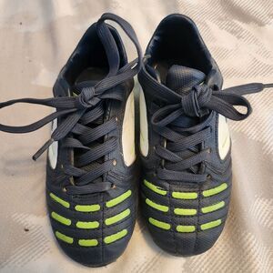 NEW Boys’ Cleats – Size 12 (Toddler) – Gray & Neon Green – Dream Pairs